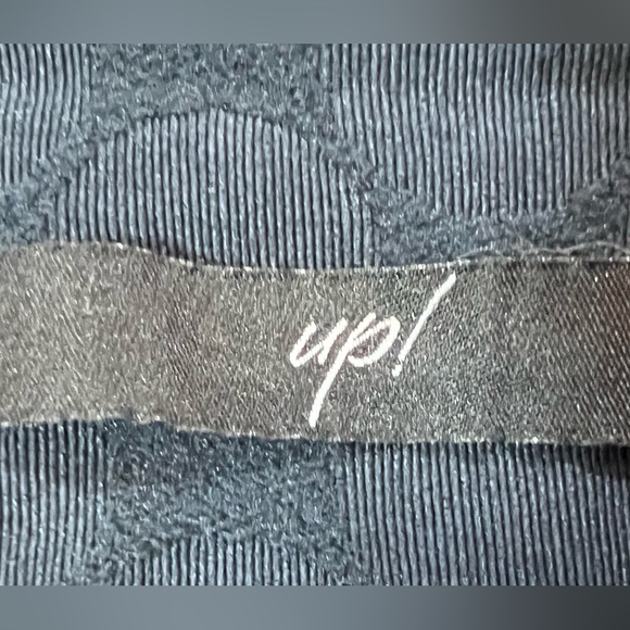 Up! The pant with Thincredible! Fit blue geometric pattern ankle pant Size Small - Picture 6 of 9